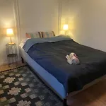Charming Townhouse In The Heart Of וילה
