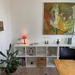 וילה Charming Townhouse In The Heart Of הדרסלב