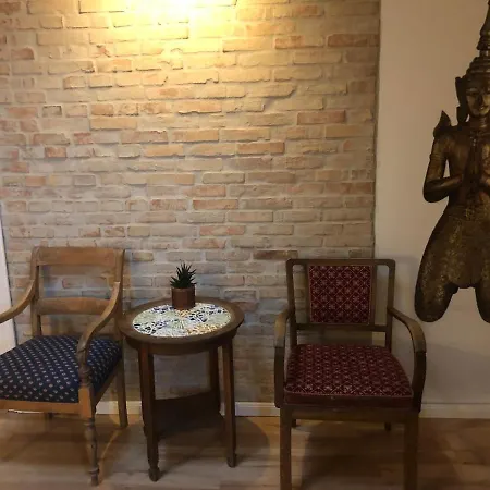 Villa Charming Townhouse In The Heart Of